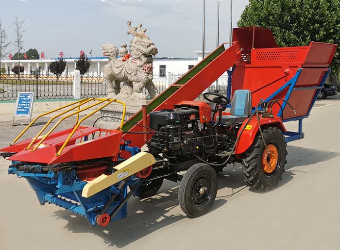 corn harvester with tractor 5.jpg